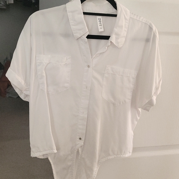 DD77 White Shirt - Picture 1 of 3